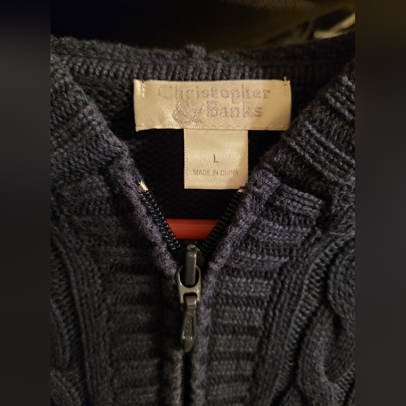 Women's sweater - Picture 2 of 3